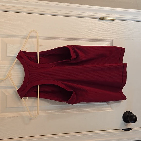 Athleta Renew Racerback Tank Top Large - Picture 3 of 3